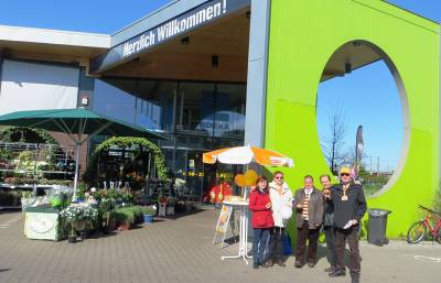 Das CDU Team vor dem Edeka in Wahn - Das CDU Team vor dem Edeka in Wahn